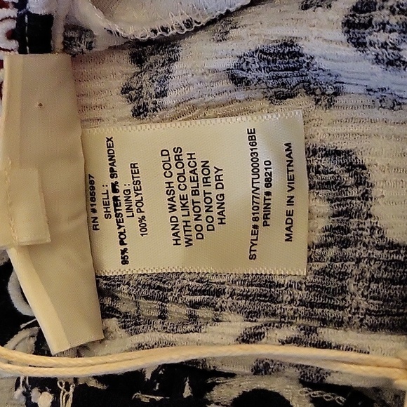 NWT Shol Los Angeles Black & White Boho Peasant Blouse Short Sleeve M - Picture 11 of 11